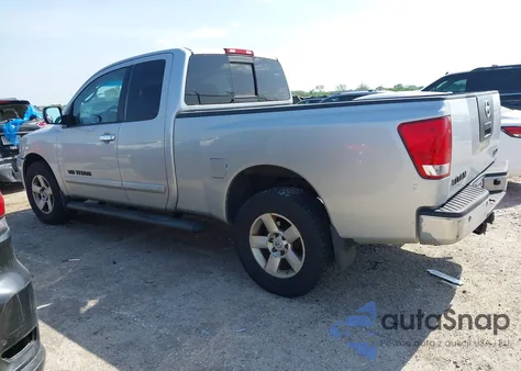 2007 Nissan Titan Se z USA, uszkodzony, nr VIN 1N6AA06B87N216618